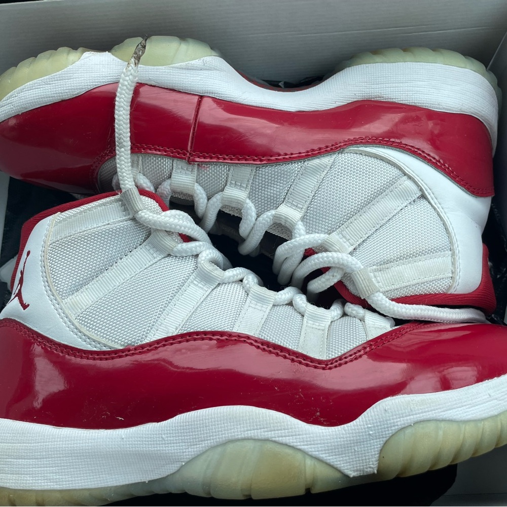 Jordan 11s